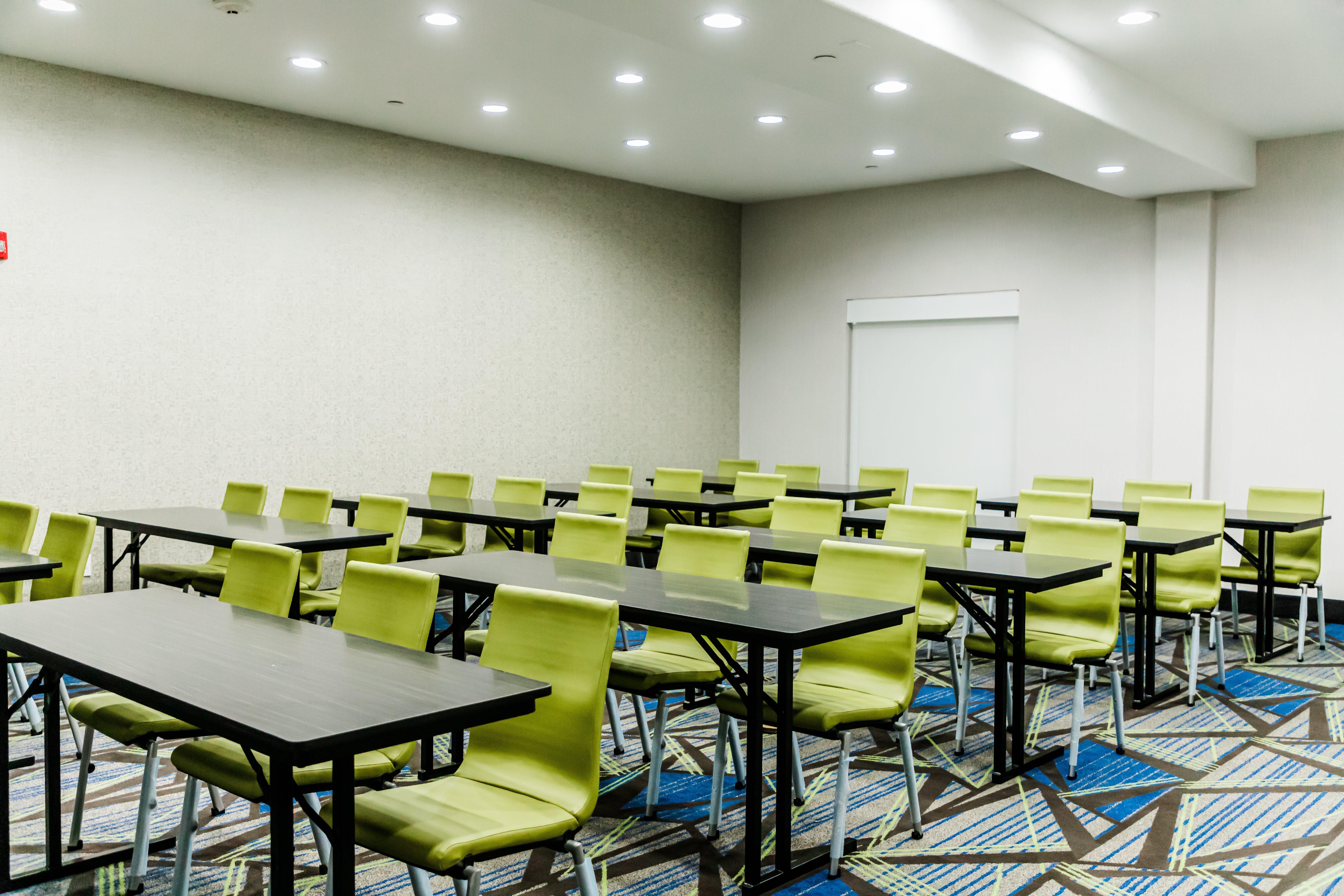 Holiday Inn Express - Andalusia By Ihg Экстерьер фото